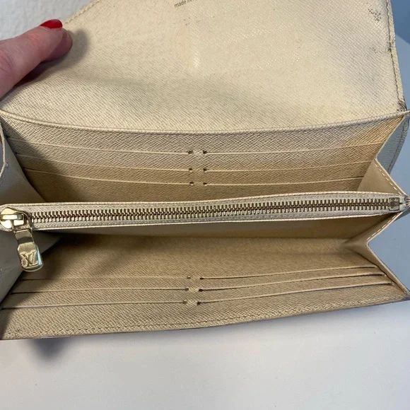 Louis Vuitton Damier Azur Sarah Envelope Wallet - Picture 6 of 14